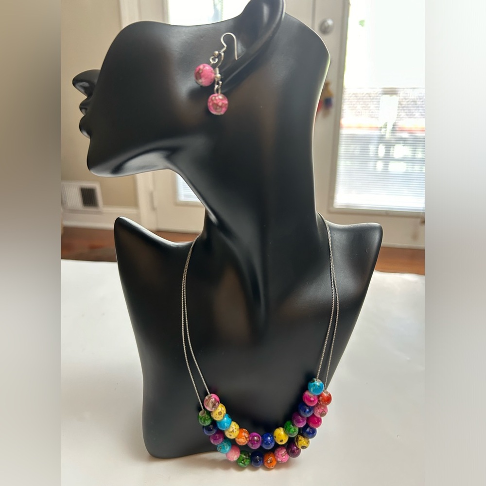 Multicolored Beads Necklace with Matching Earrings.